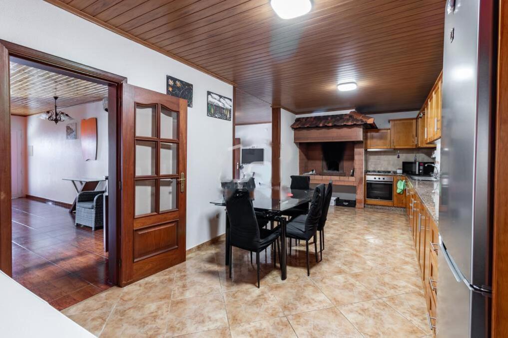 Casa Central - Peceful Mountain Retreat In Calheta Ribeira do Raposo Exterior photo